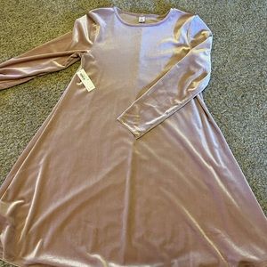 Old navy size Xs pink shimmer dress-with tags -never worn